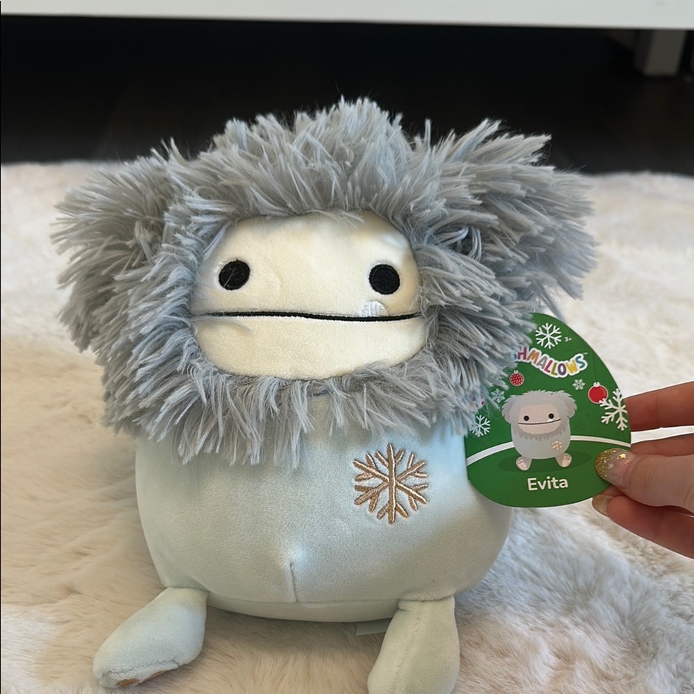 Squishmallow Evita the Yeti Plush - Gray